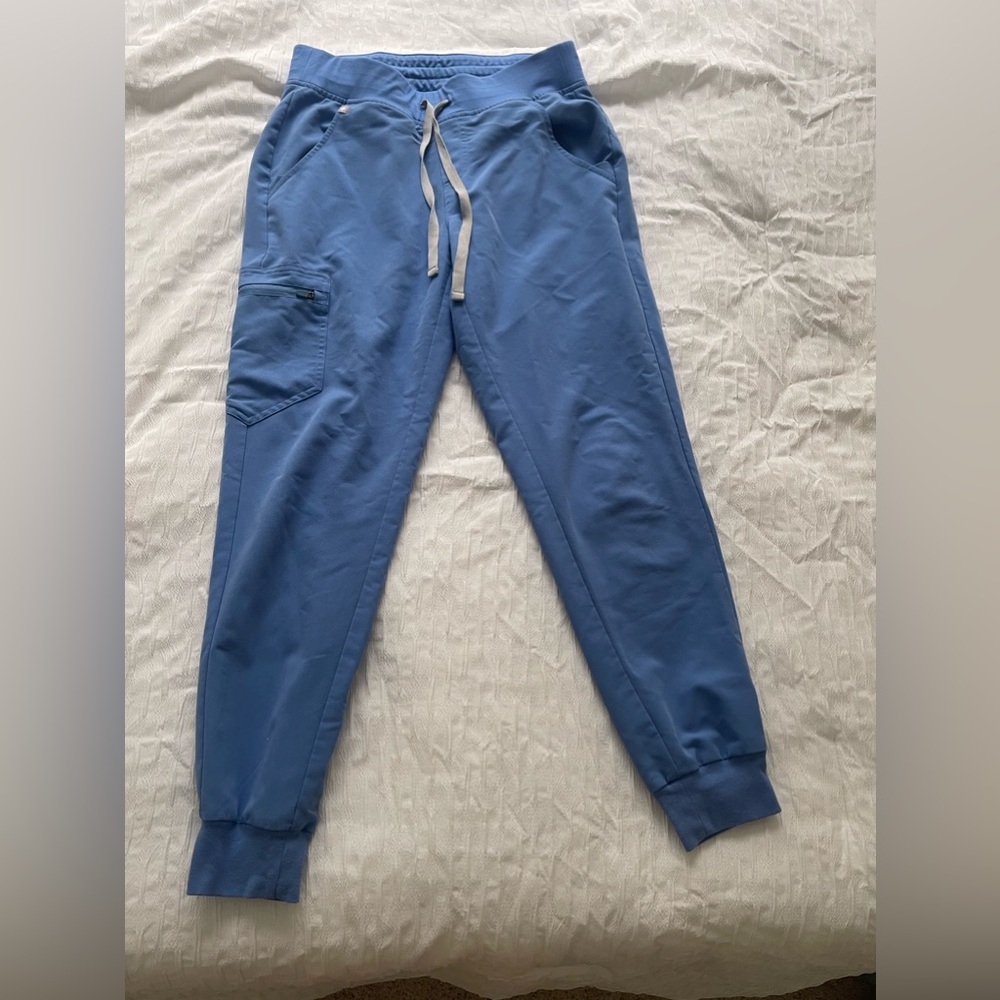 Figs jogger scrubs